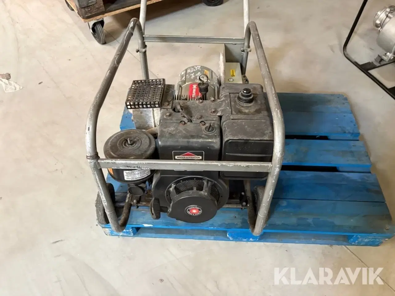 Billede 2 - Benzin generator / strømaggregat Bosch G 6000.