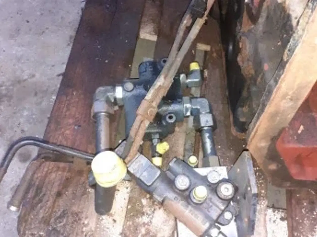 Billede 16 - New Holland TM 130 Bagtøj