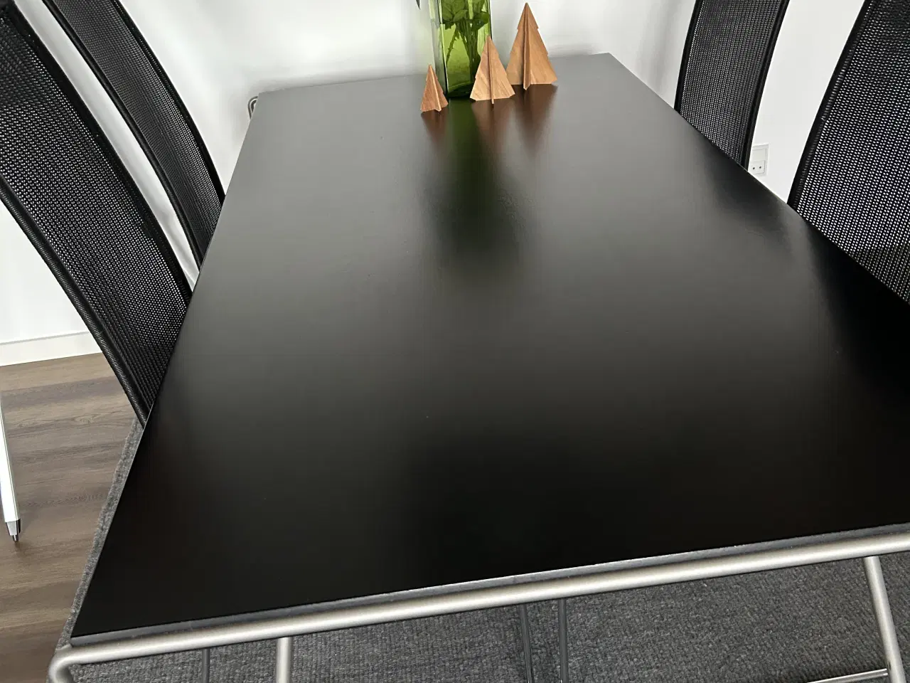 Billede 4 - Designet og smart spisebord