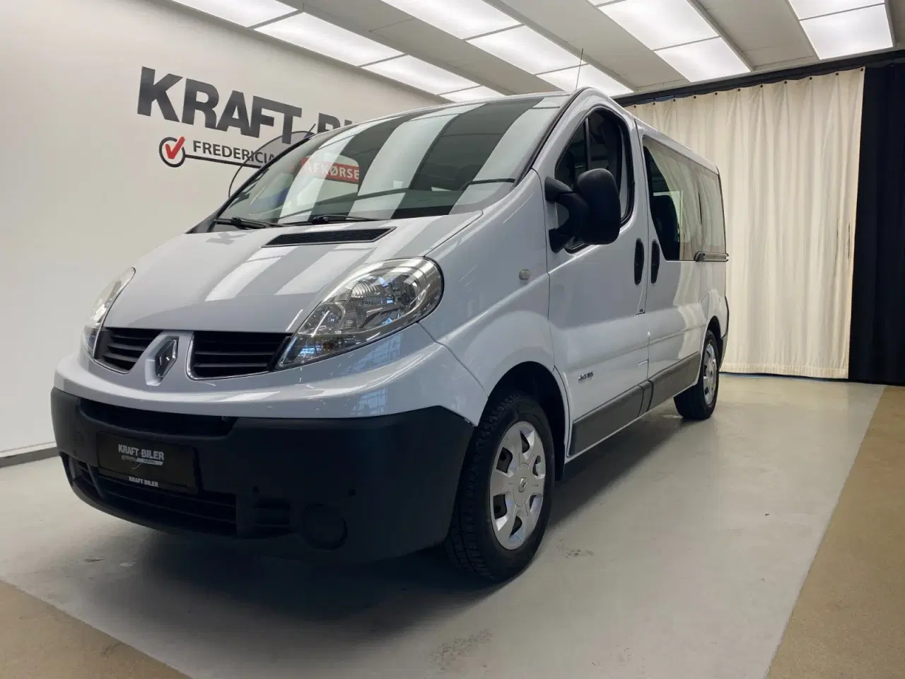 Billede 1 - Renault Trafic T27 2,0 dCi 115 L1H1 Kombi