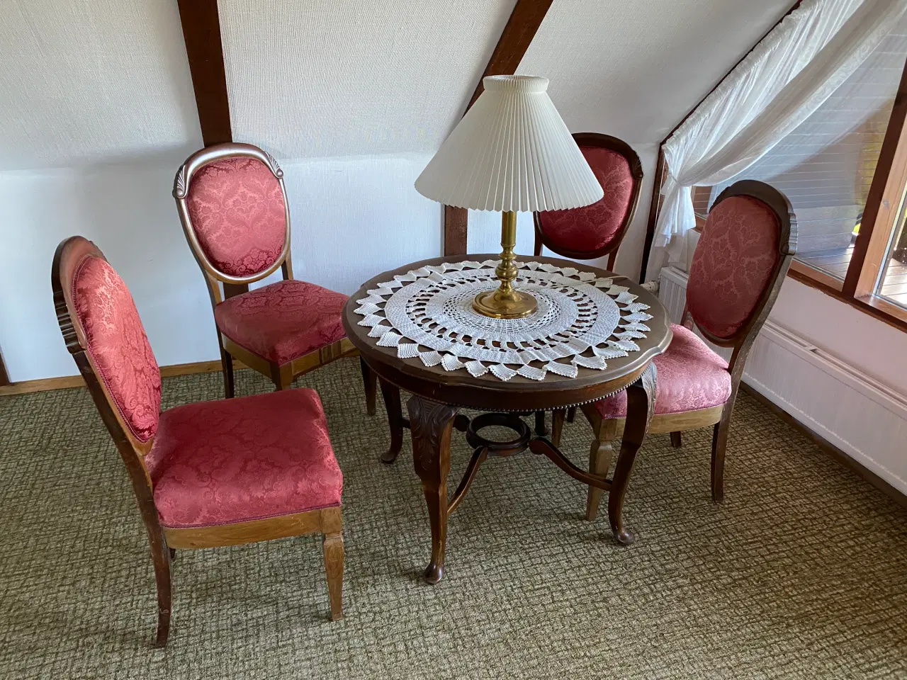 Billede 2 - Mahogni bord og stole, ældre sæt, 4 stole + bord