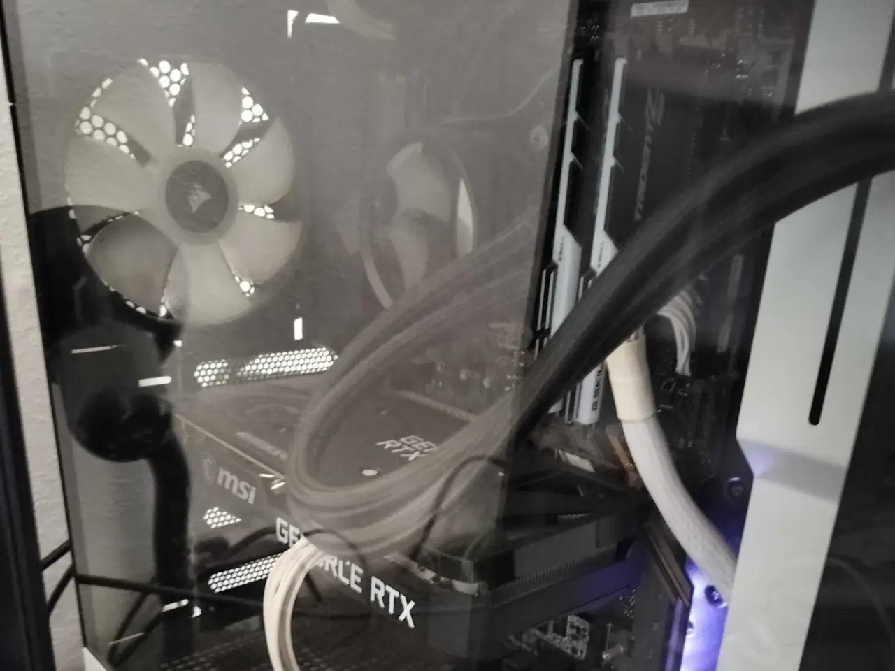 Billede 1 - Gamer setup til salg.