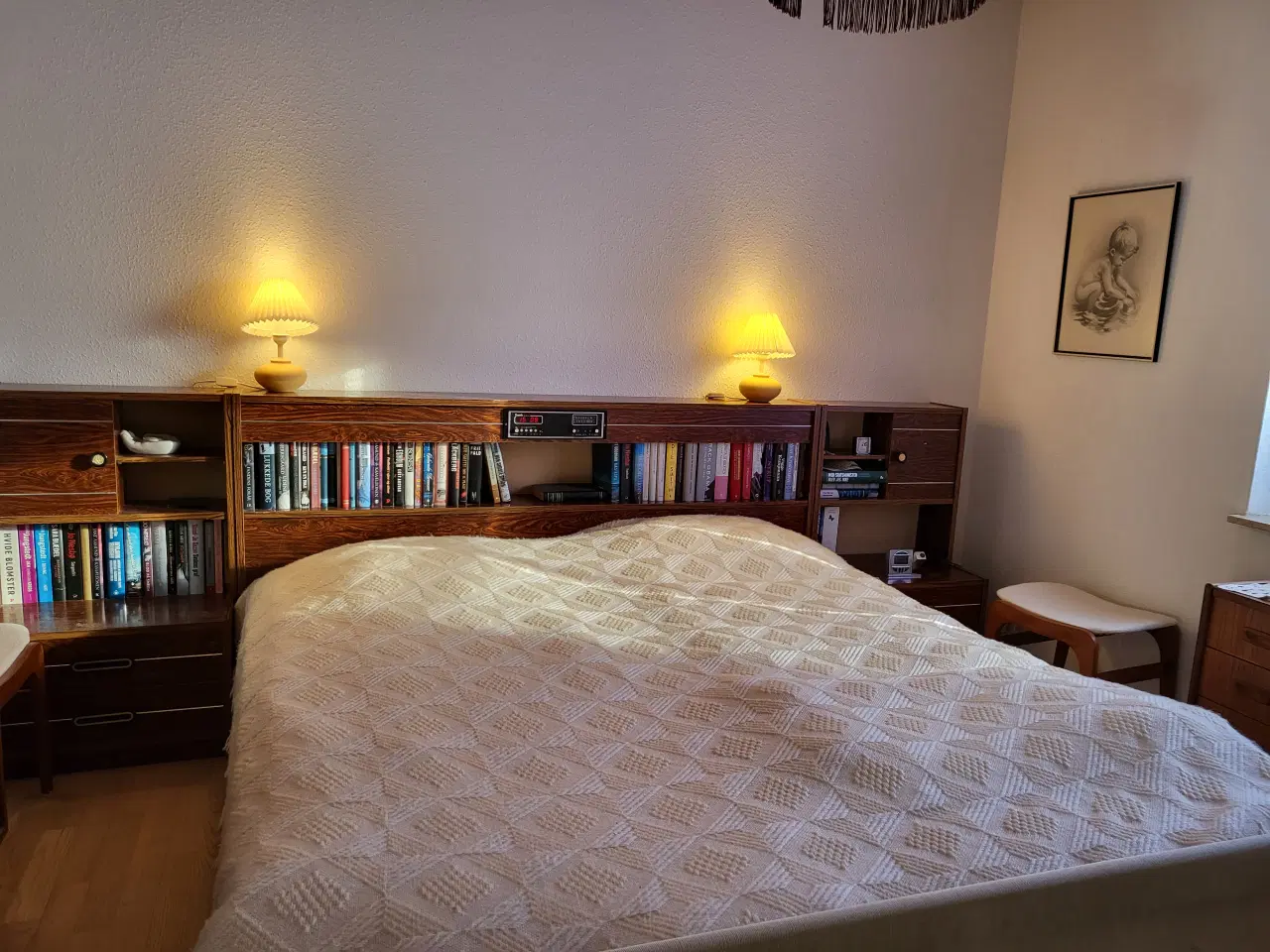 Billede 1 - Dobbeltseng med tilbehør