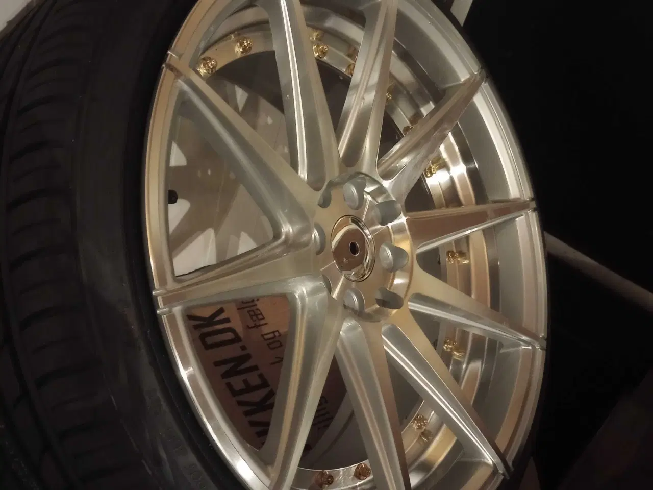 Billede 1 - 18" nye alufælge concave ink dæk