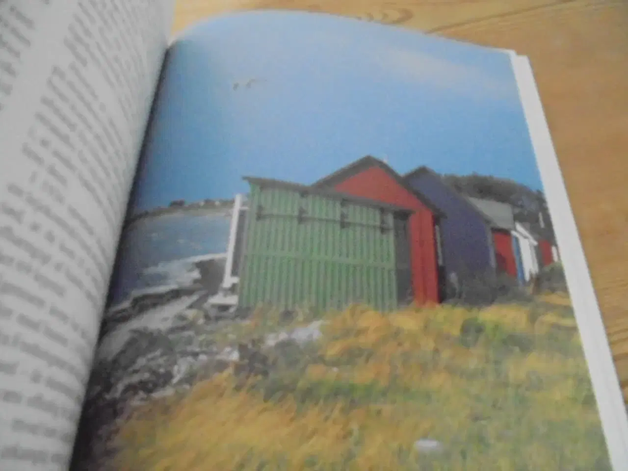 Billede 4 - BYGNINGER VED VANDET – flotte steder  – FIN STAND