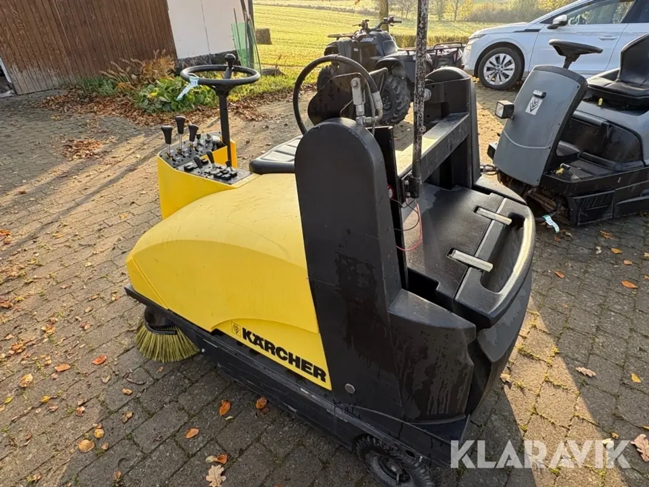 Billede 4 - Fejemaskine KARCHER KMR 1250 B