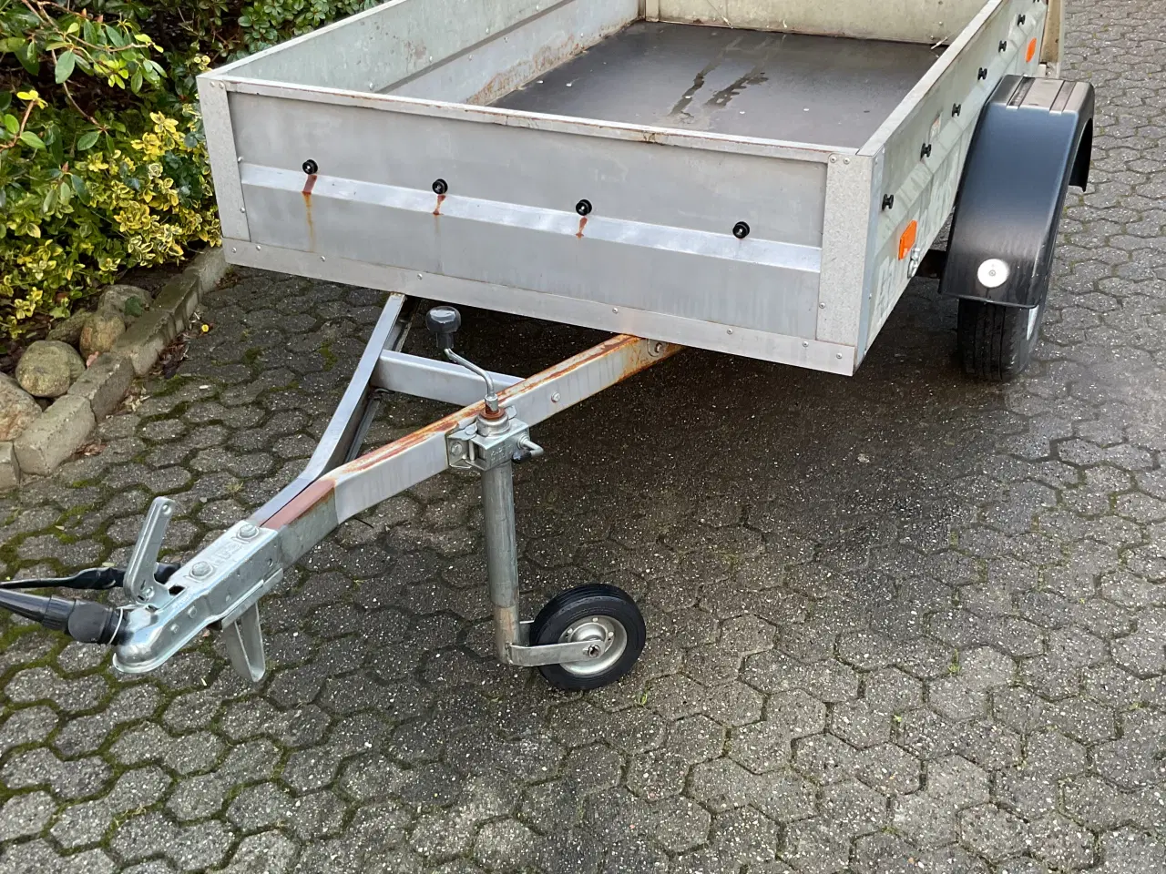 Billede 2 - Hobbytrailer med papir og nummerplade.