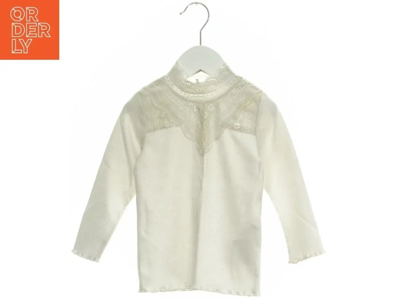 Billede 1 - Bluse med blonder - fra Name It (str. 86 cm)