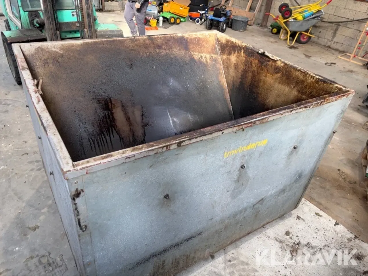 Billede 3 - Asfaltkasse Djeld Smede isoleret