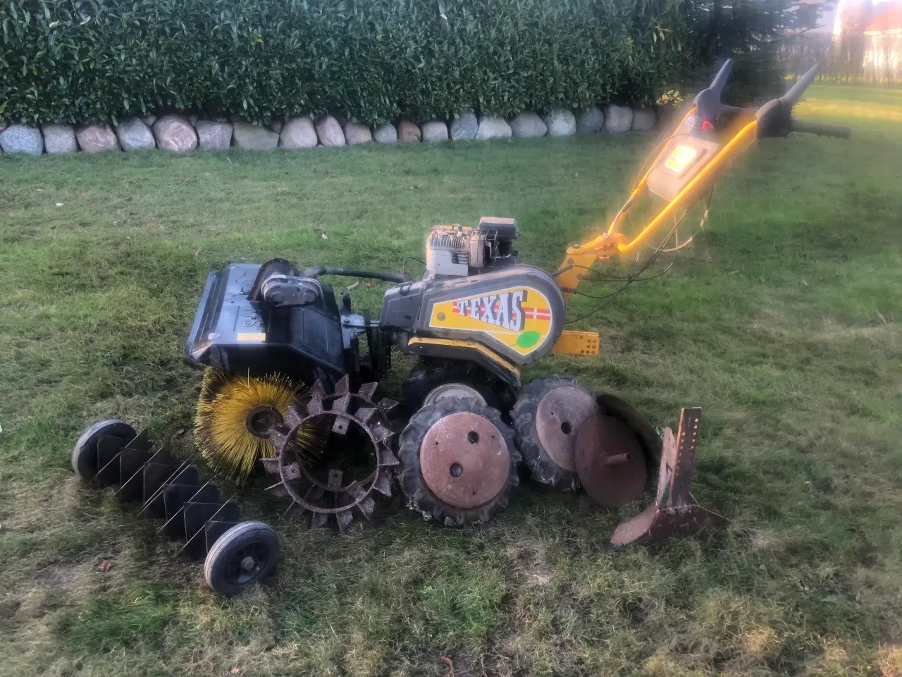 Billede 2 - Texas feje kost