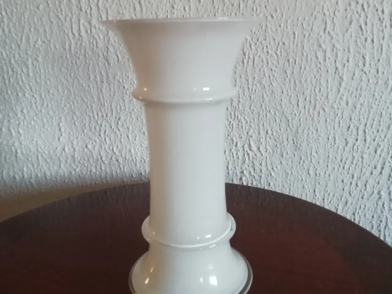Billede 1 - Meget fin og elegant Holmegaard Vase