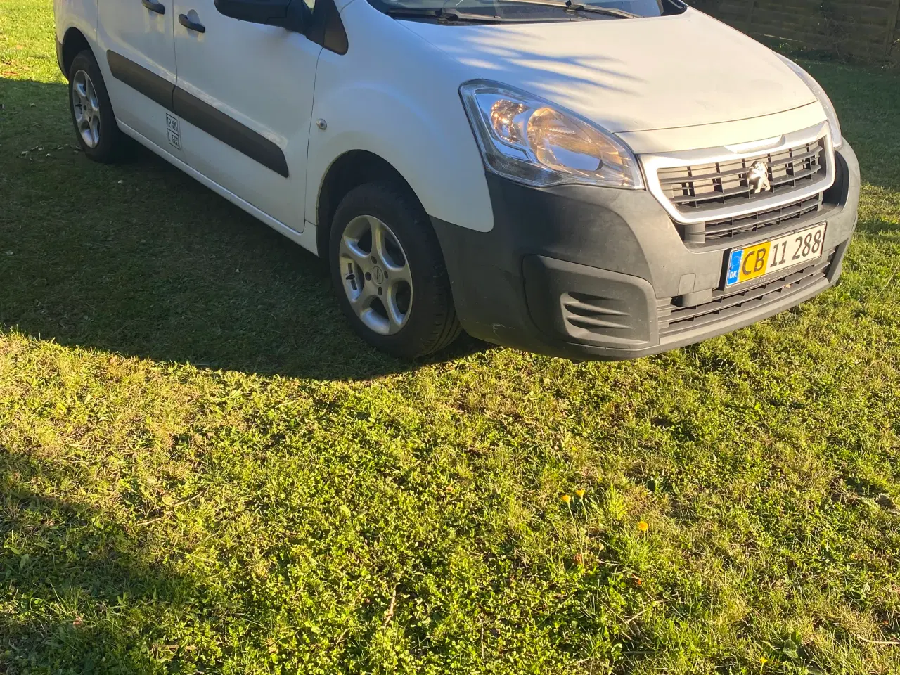 Billede 1 - Nysynet Peugeot Partner 1.6 BLUE HDI fra 2015