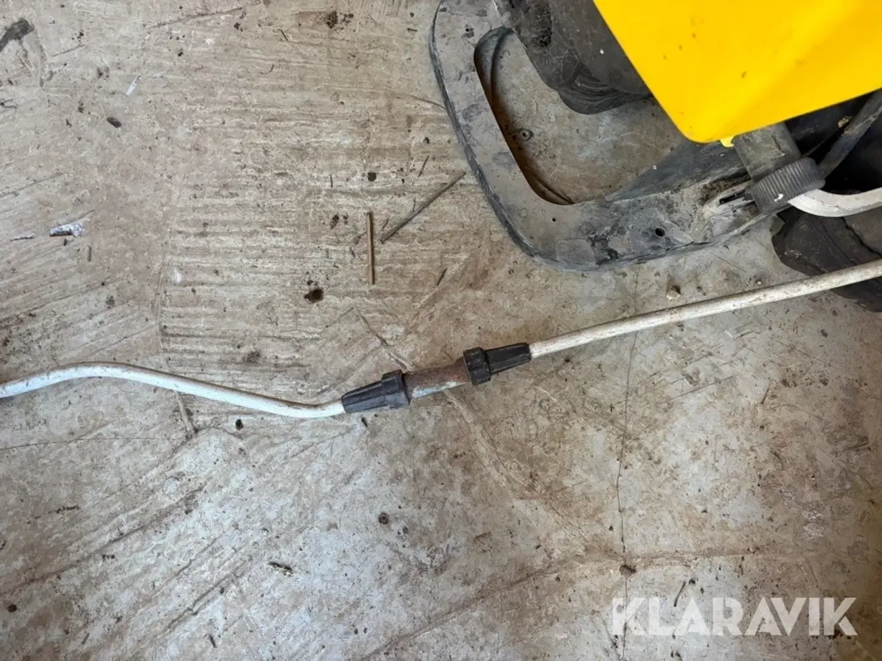 Billede 8 - Marksprøjte og symaskine