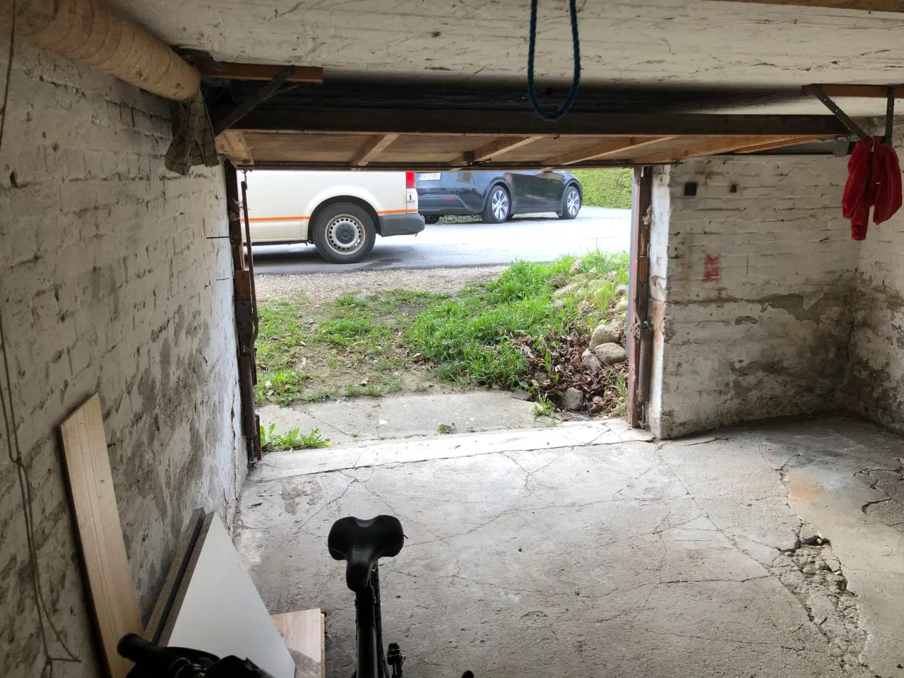 Billede 3 - Garage til opbevaring 