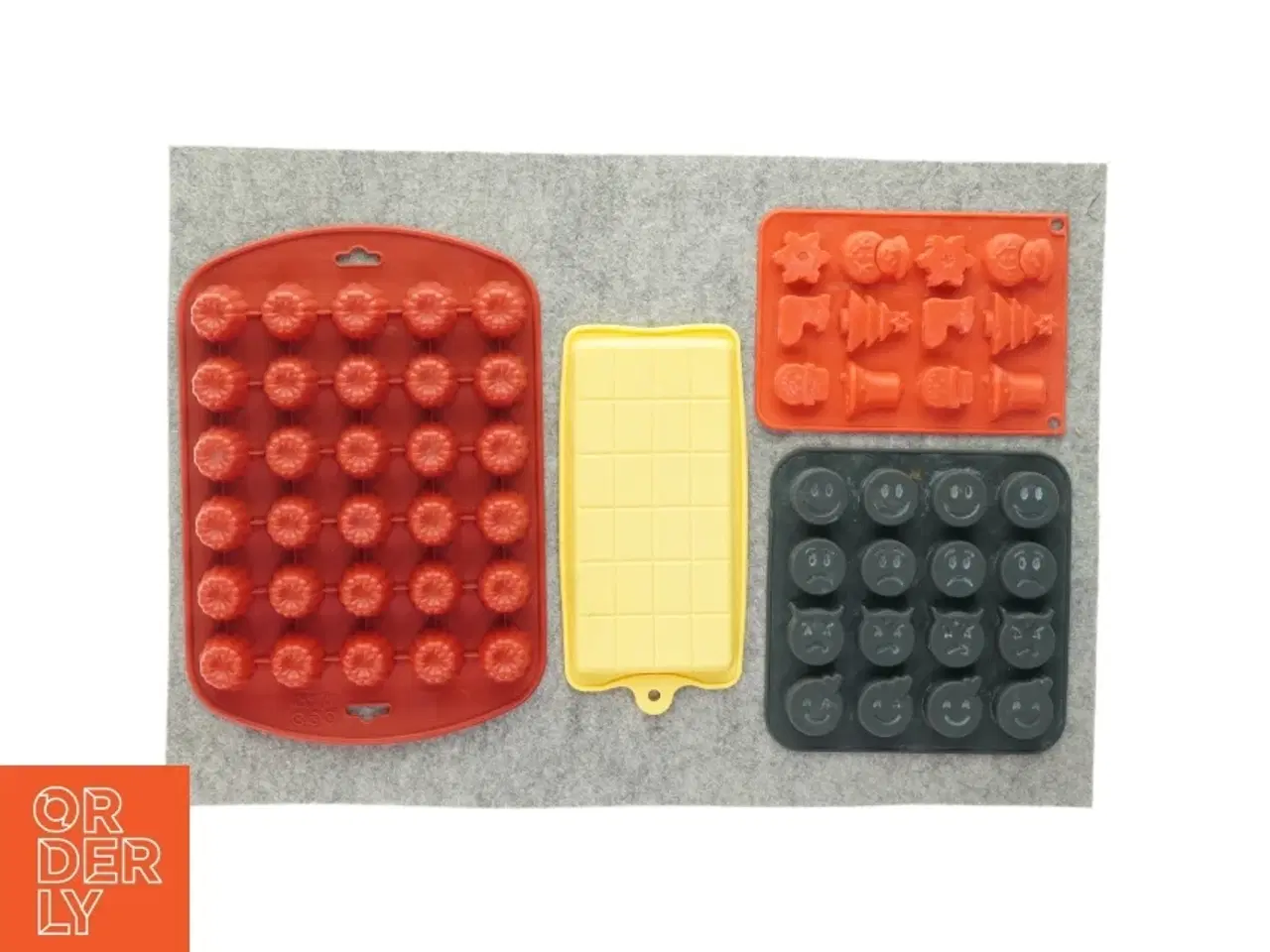Billede 1 - Bageforme 4 stk. (str. 32 x 24 og 20 x 20 og 21 x 15 og 24 x 11cm)