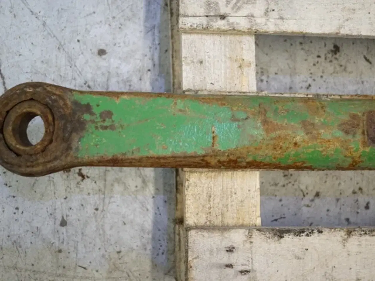 Billede 17 - John Deere 4040 L.H. Liftarm AR80667