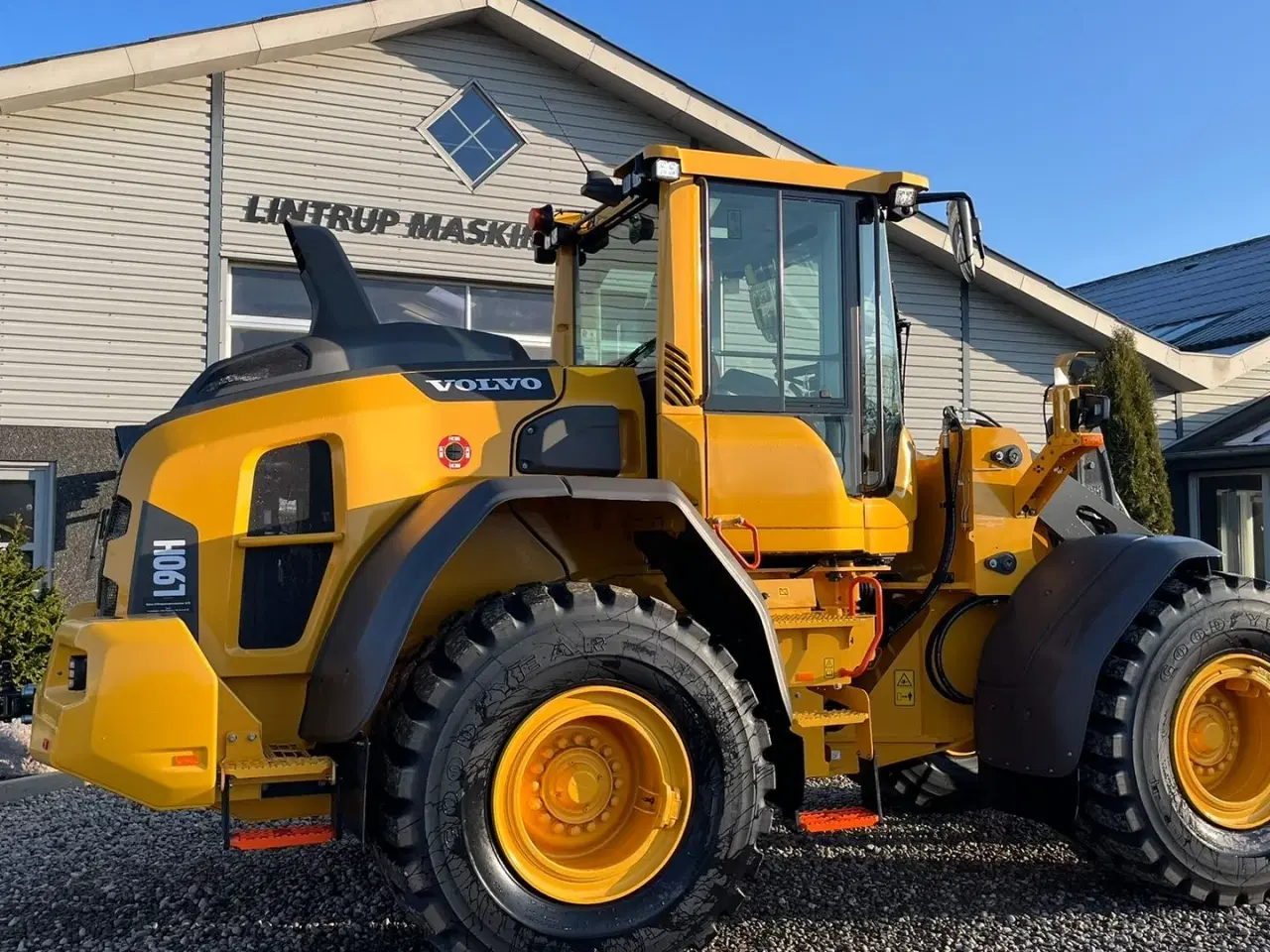 Billede 18 - Volvo L 90H H2 fabriksny Dansk maskine med masser af udstyr, blan.Co-Pilot & med brede 650/65R25 hjul