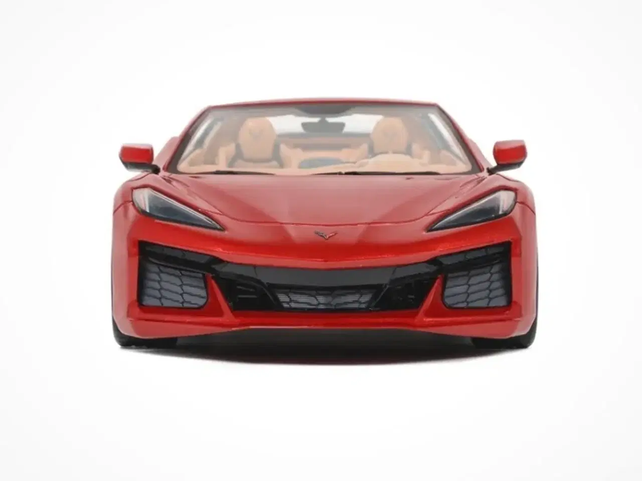 Billede 3 - 1:18 Chevrolet Corvette C8 Roadster 2022