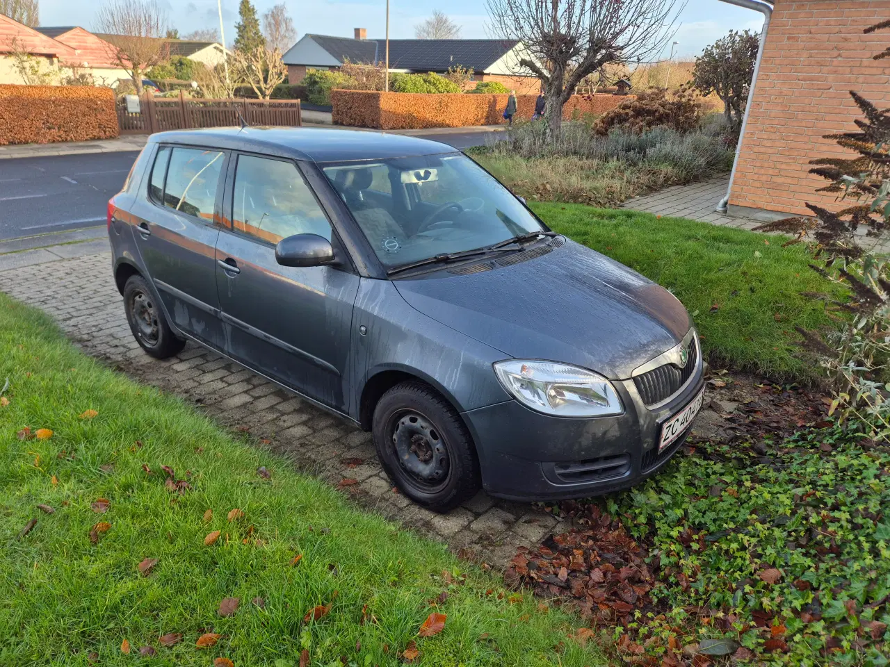Billede 4 - Skoda Fabia kørt som "konebil"