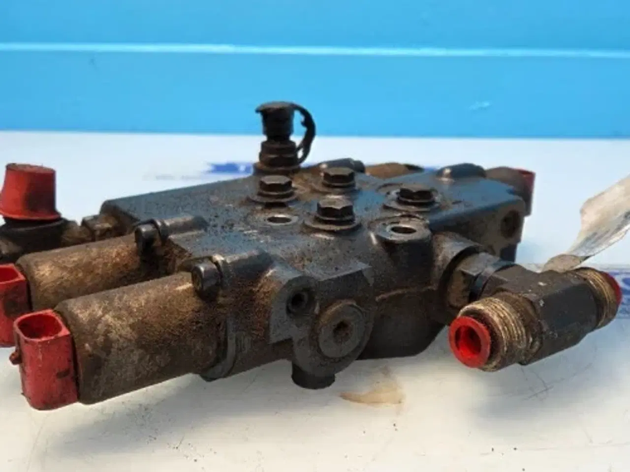 Billede 12 - New Holland T7.315 Hydraulikventil 87523105