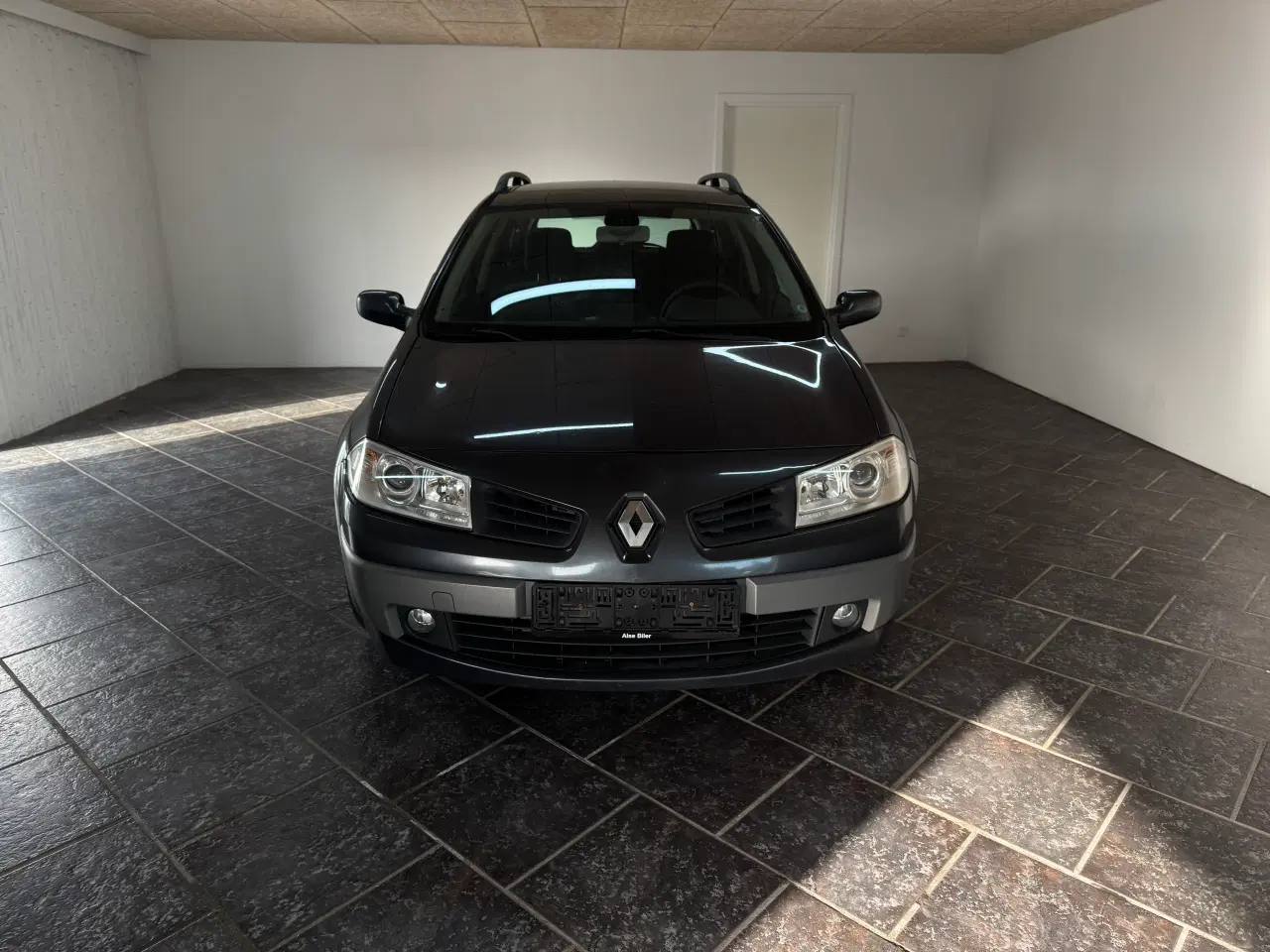 Billede 2 - Rigtig fin renault megane