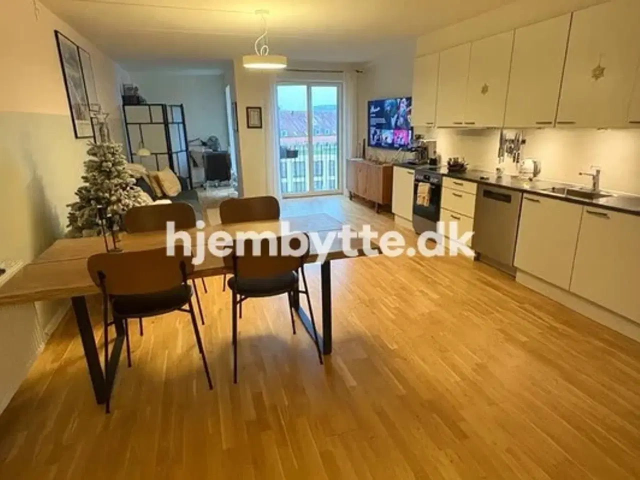 Billede 5 - Hjembytte - C.F.RichsVej