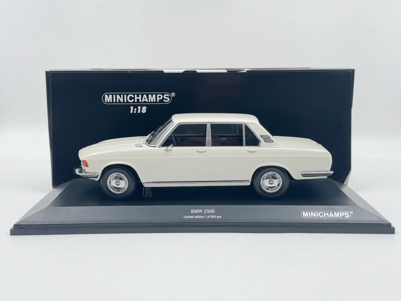 Billede 1 - 1968 BMW 2500 Berlina E3 - 1:18 
