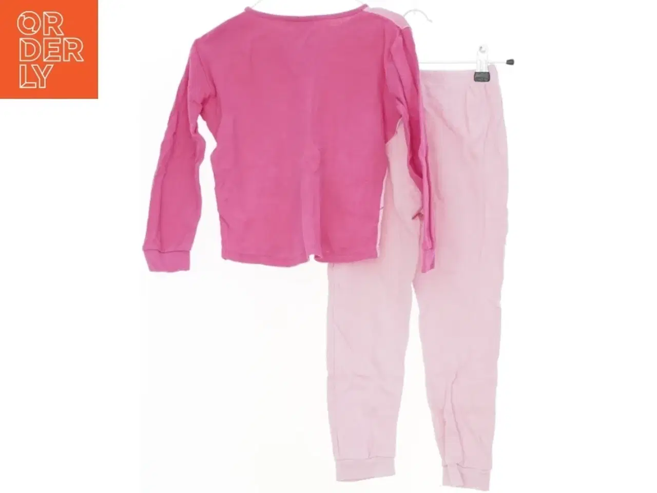 Billede 2 - Hello Kitty nattøj sæt fra Hello Kitty (str. 116)