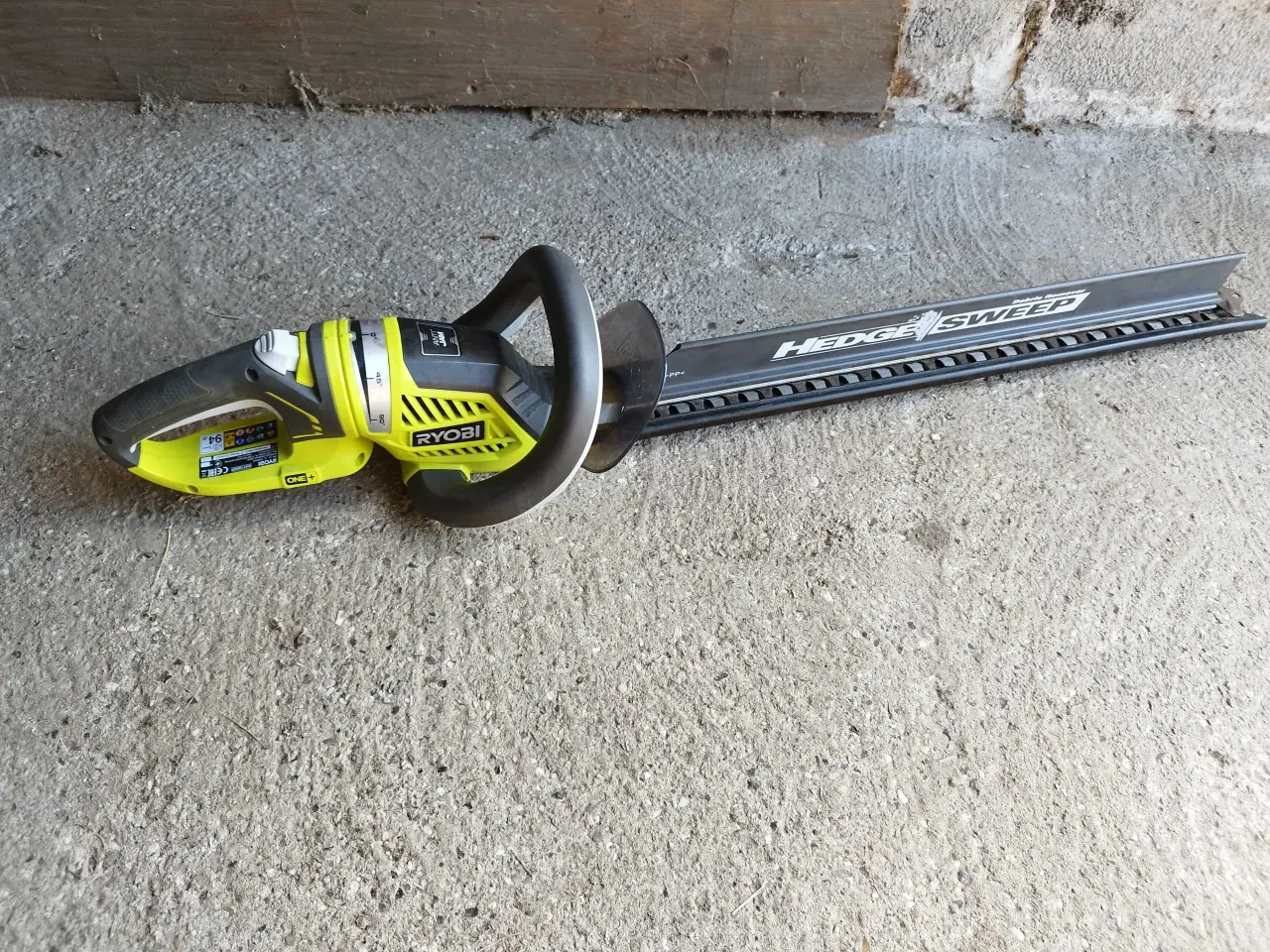 Billede 1 - Ryobi hækkeklipper 