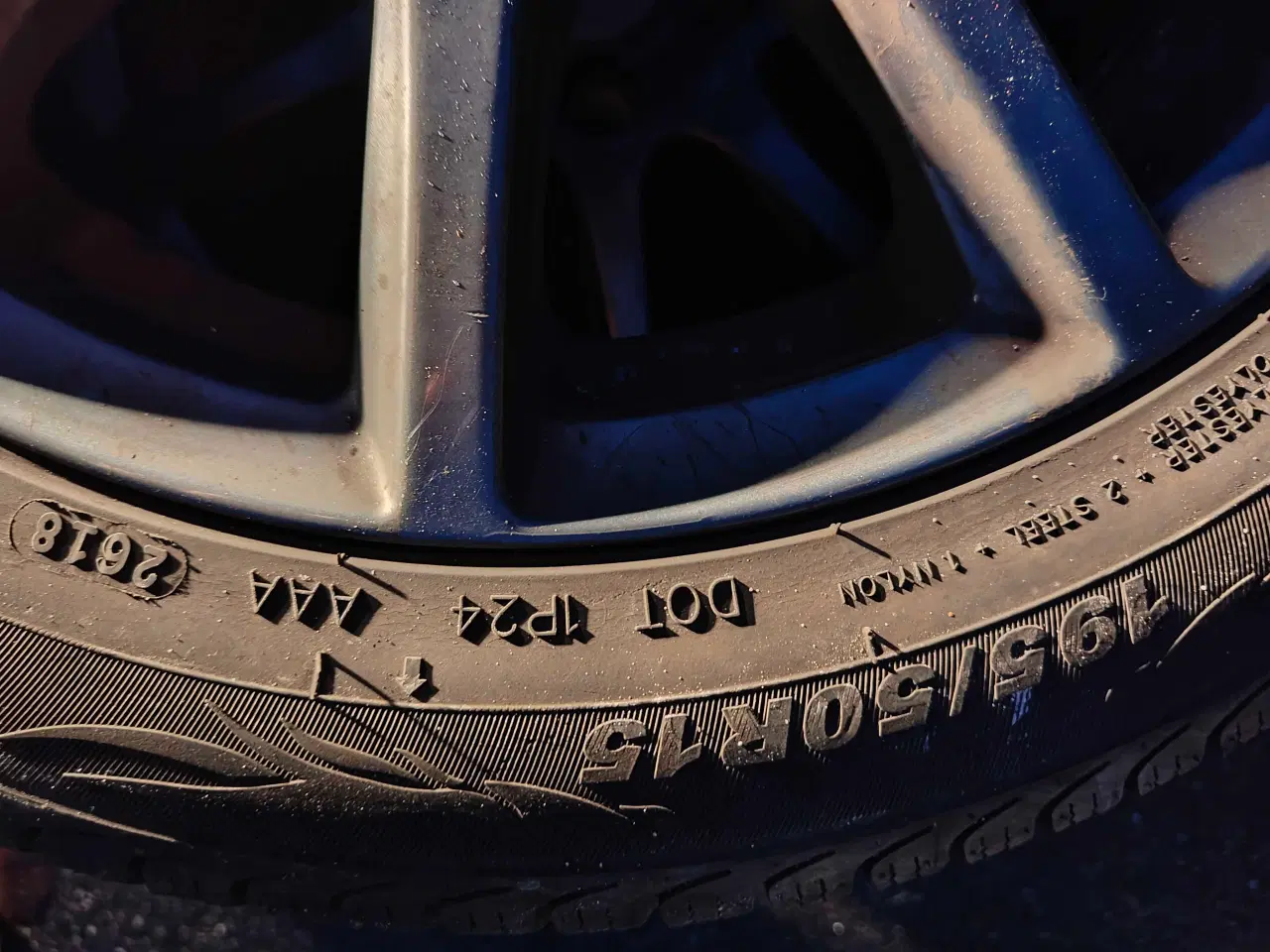 Billede 5 - 2 stk billige vinterdæk 15"