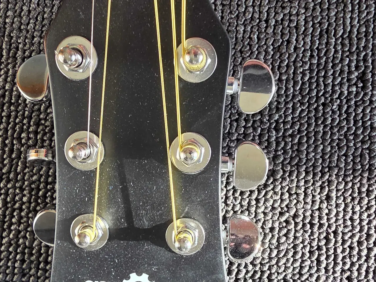 Billede 3 - Perfekt begynder-guitar med pickup🎸