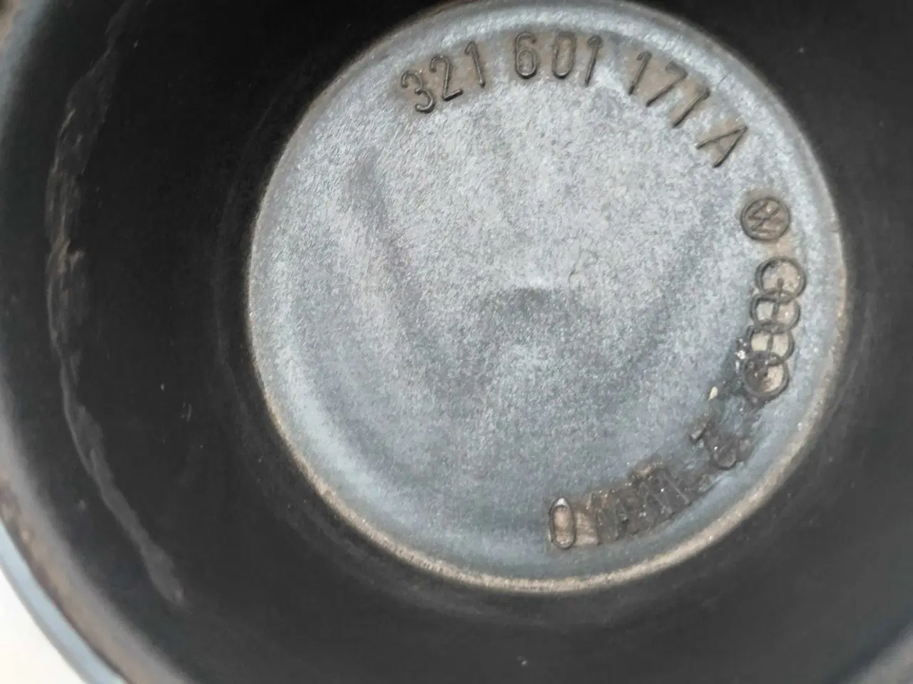 Billede 4 - Original VW nav kapsel