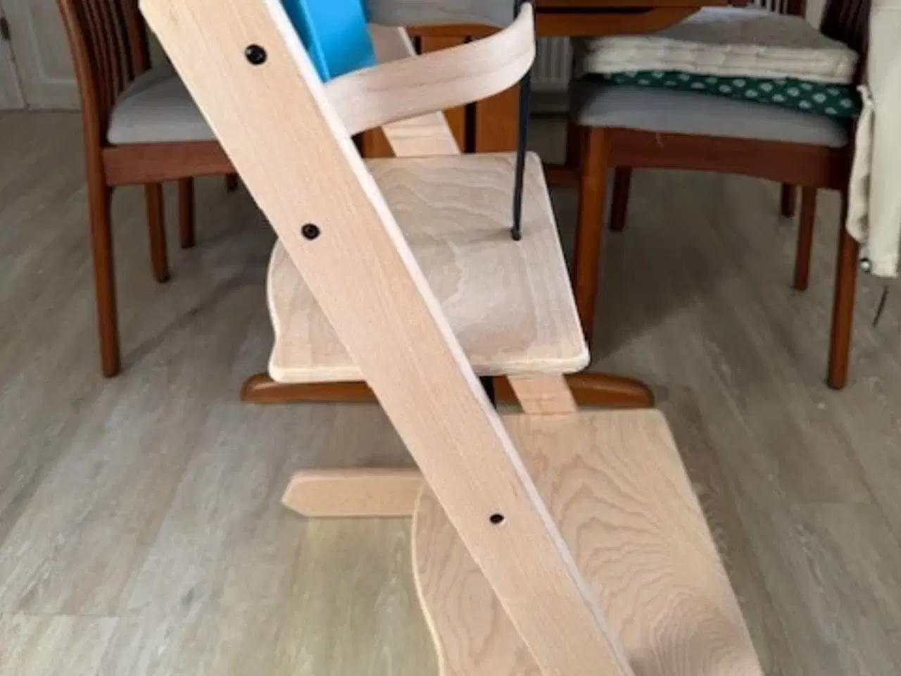 Billede 5 - Trip Trap Højstol NY MODEL i Massiv Bøg Lys Natur.