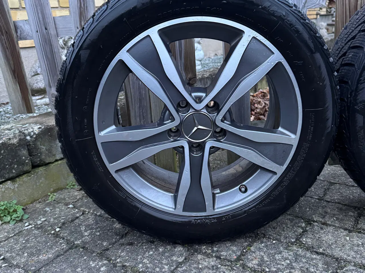 Billede 1 - Alufælge 17” m/vinterdæk Mercedes C-klasse W205