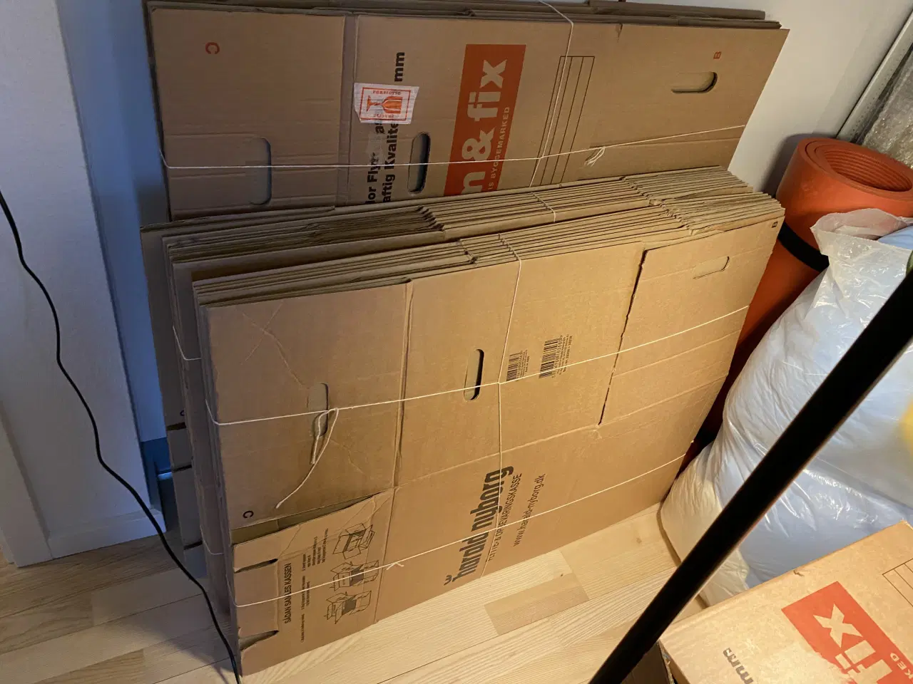 Billede 1 - Flyttekasser