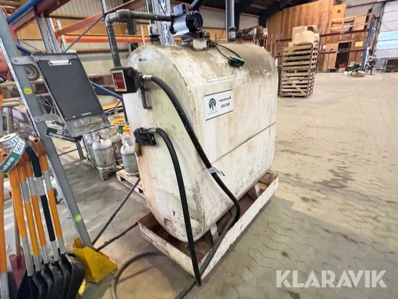 Billede 3 - Diesel tank med pumpe Roug 1200 liters