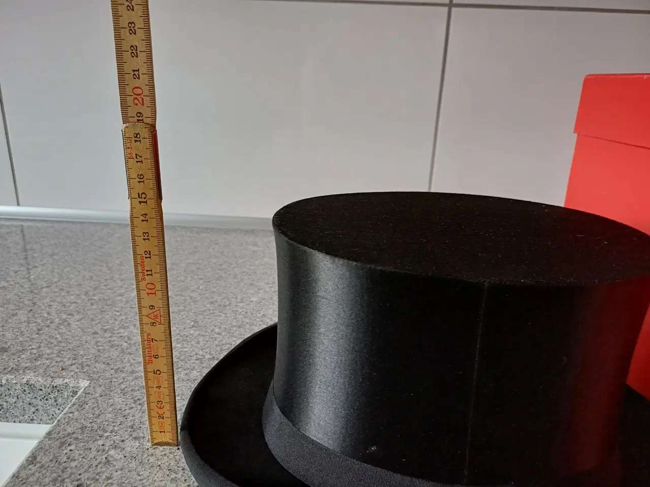 Billede 3 - Høj stort hat