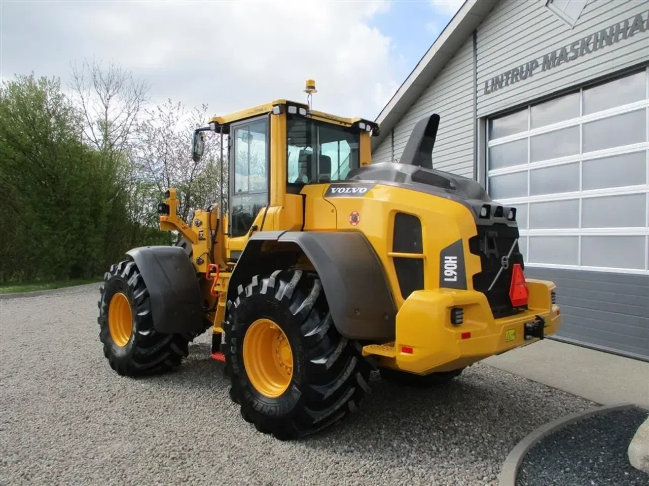 Billede 22 - Volvo L 90 H Med 750/65R26 traktorhjul og centralsmørring samt El-finger-stiks