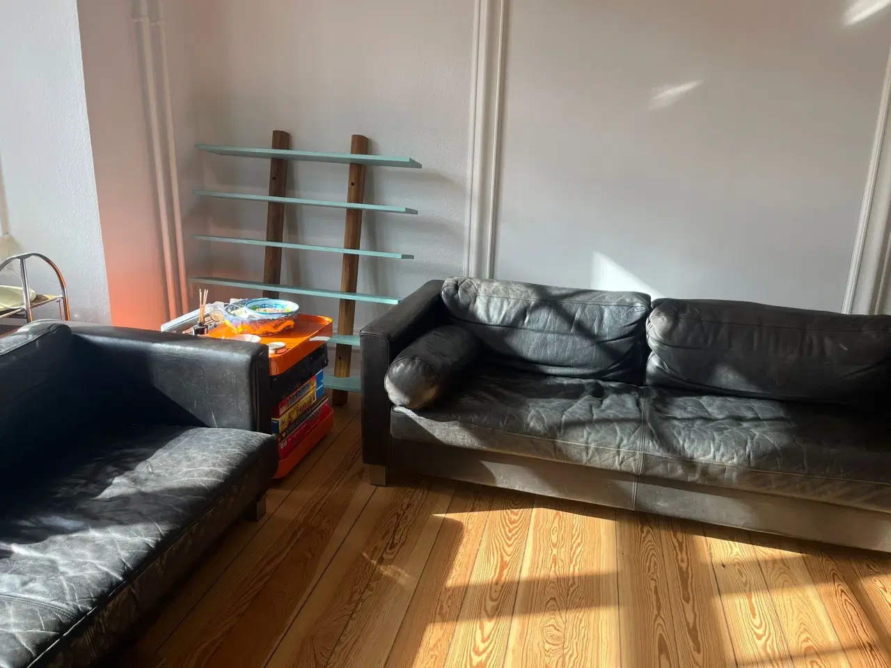 Billede 2 - Klassisk lædersofa (to-personers) - 2 stk