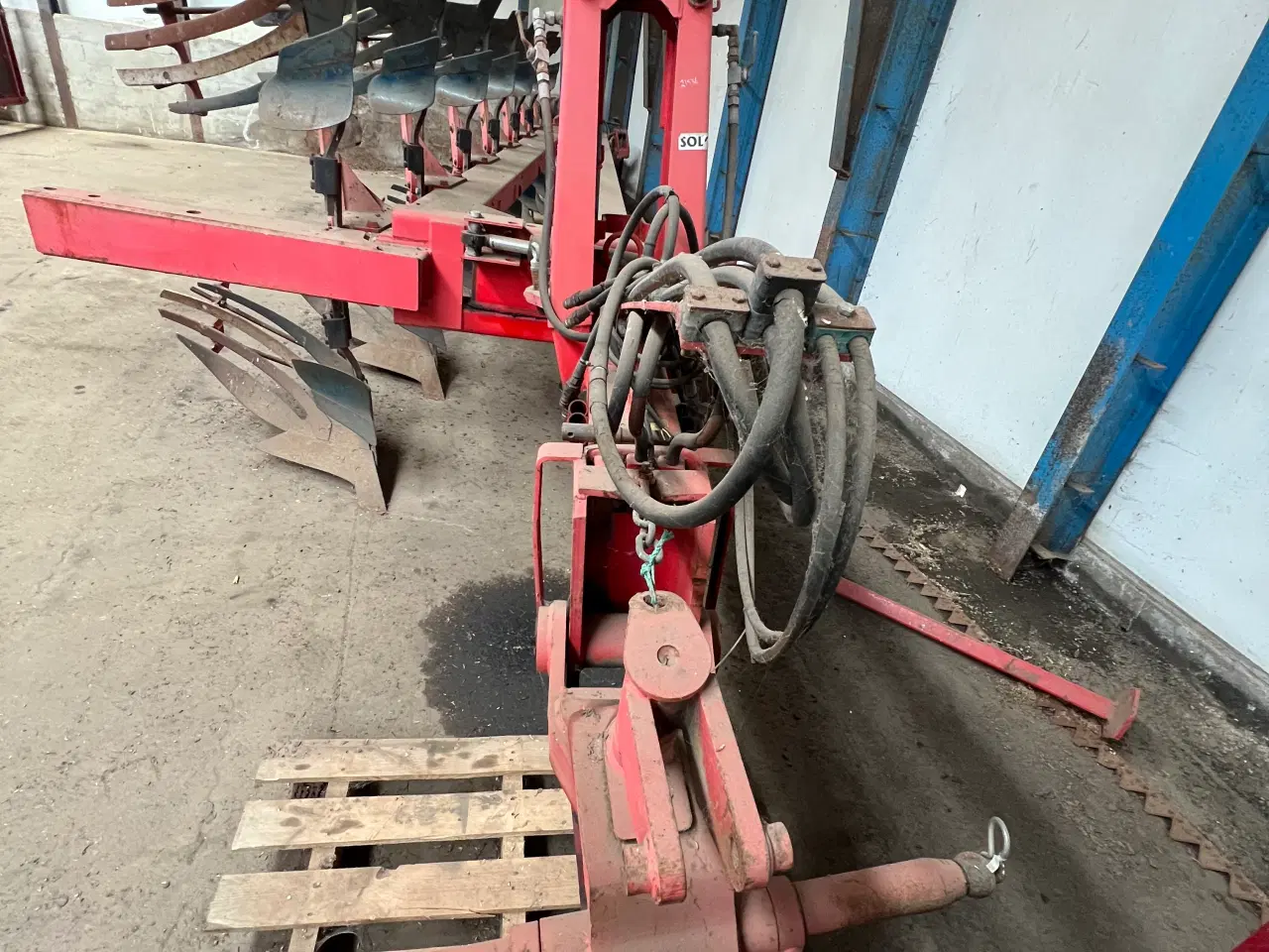 Billede 2 - 7 furet halvbugseret MF plov