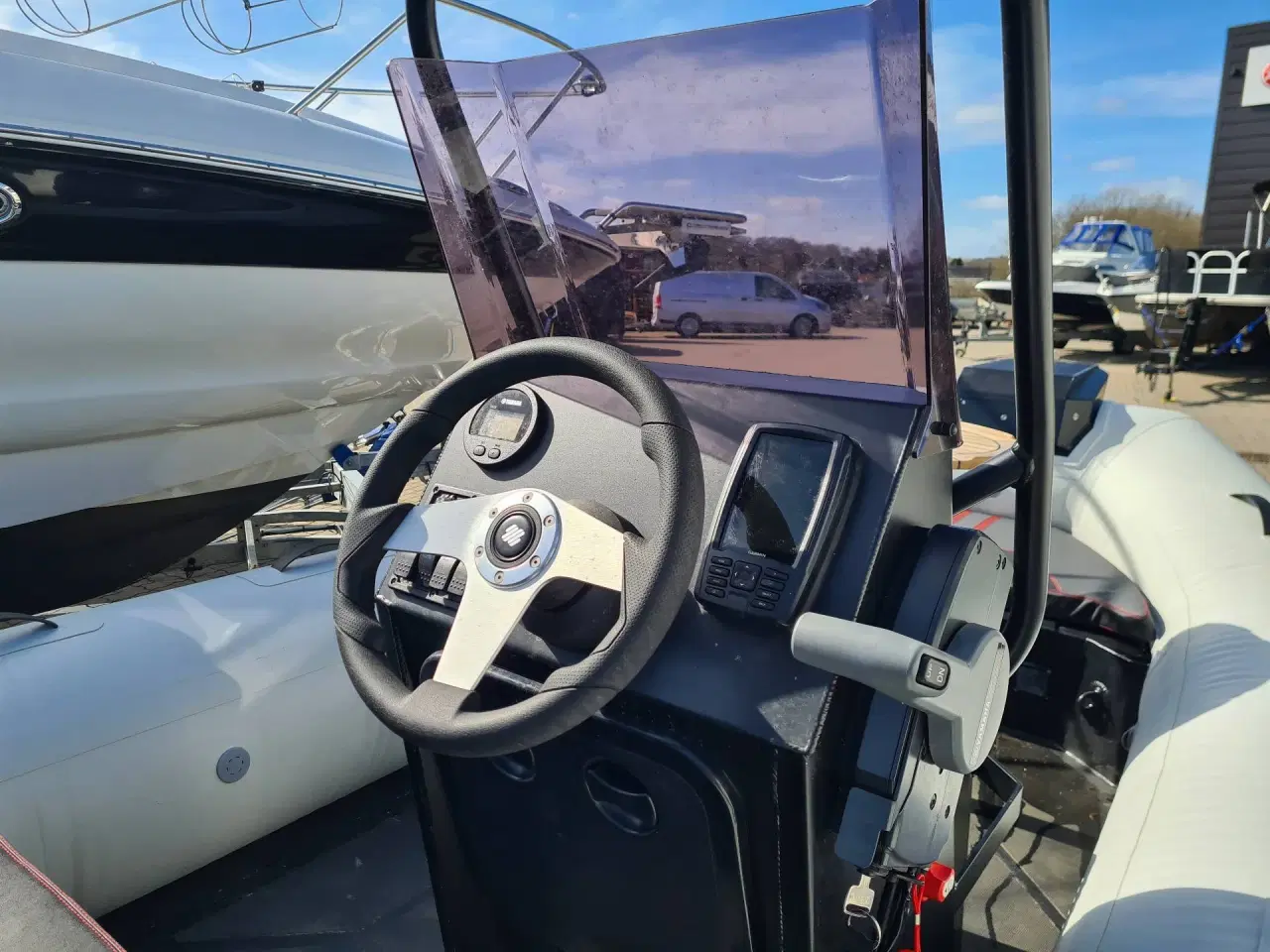 Billede 3 - Aqua Spirit 450CAC - 60 HK Yamaha/Udstyr