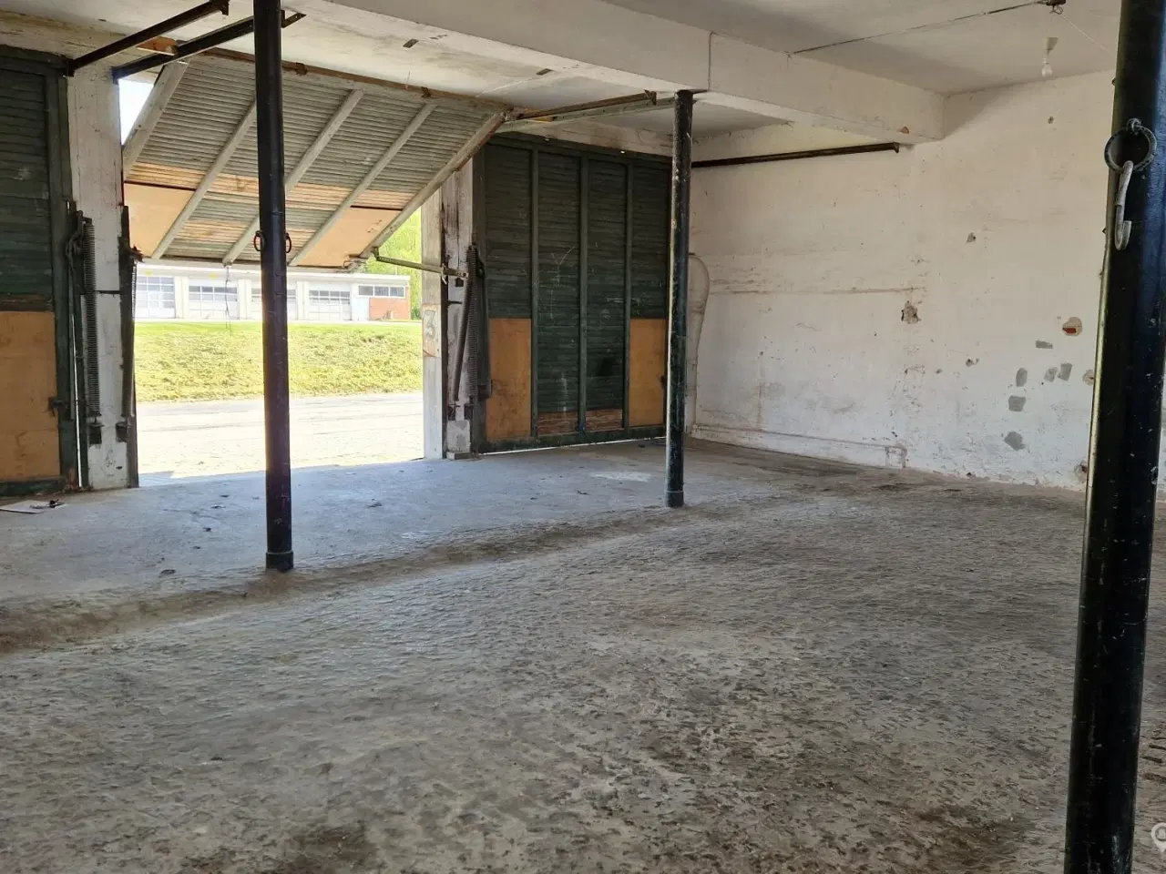 Billede 6 - Velbeliggende garage -og lager lejemål på den gamle Kaserne.