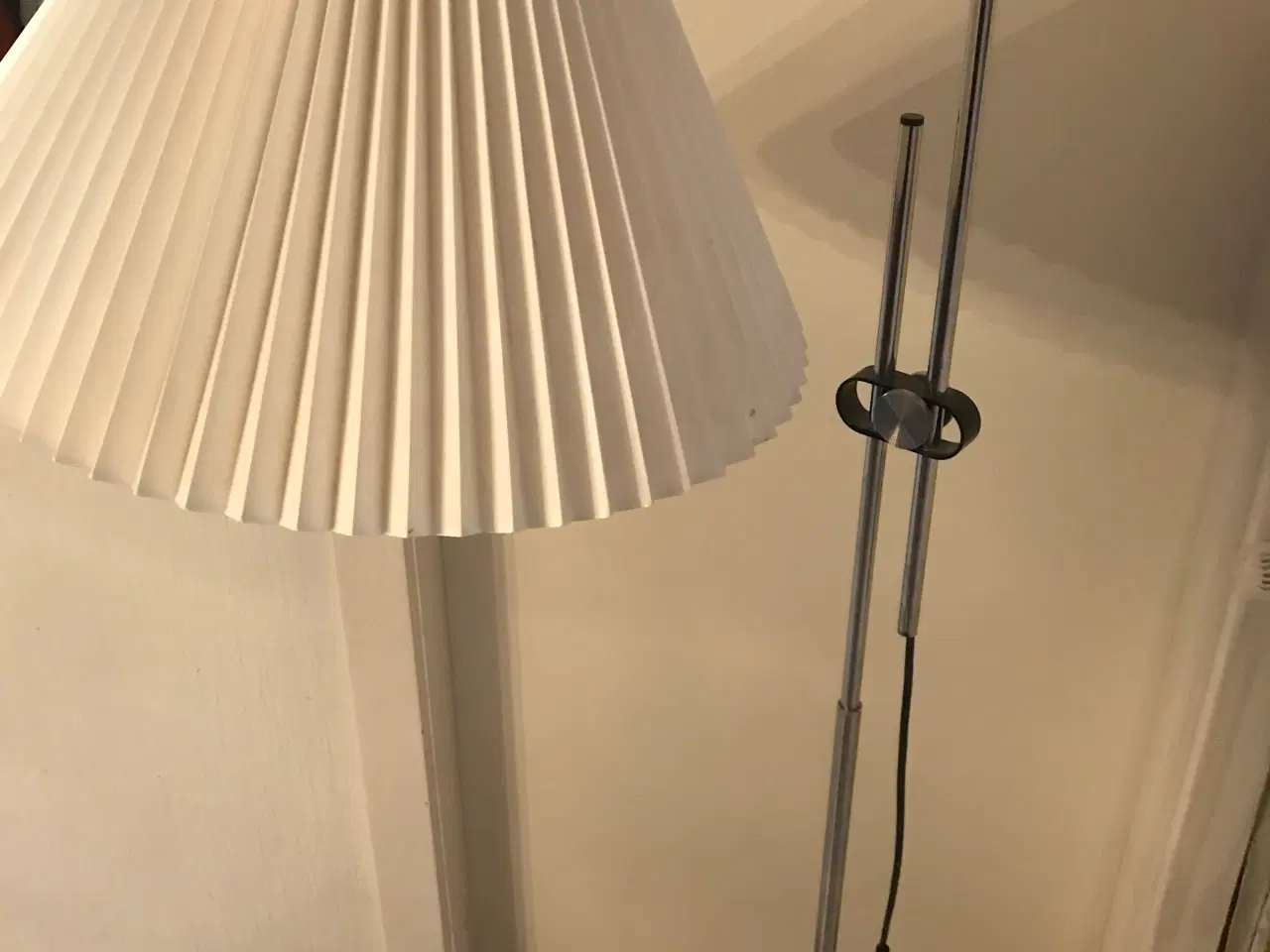 Billede 4 - Standerlampe Le Klint Model 123