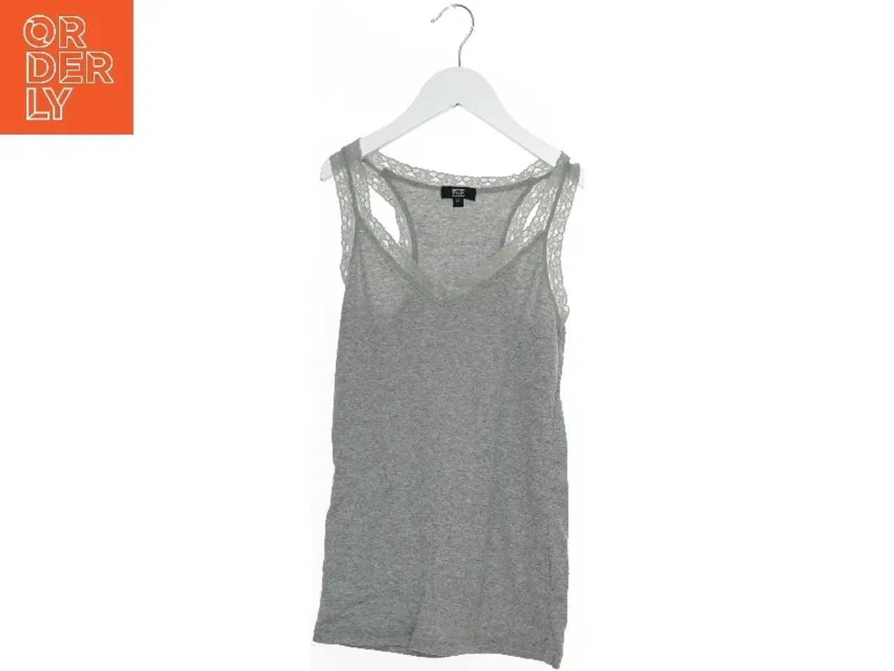 Billede 1 - Grå top med blondedetaljer fra F&F (str. M)