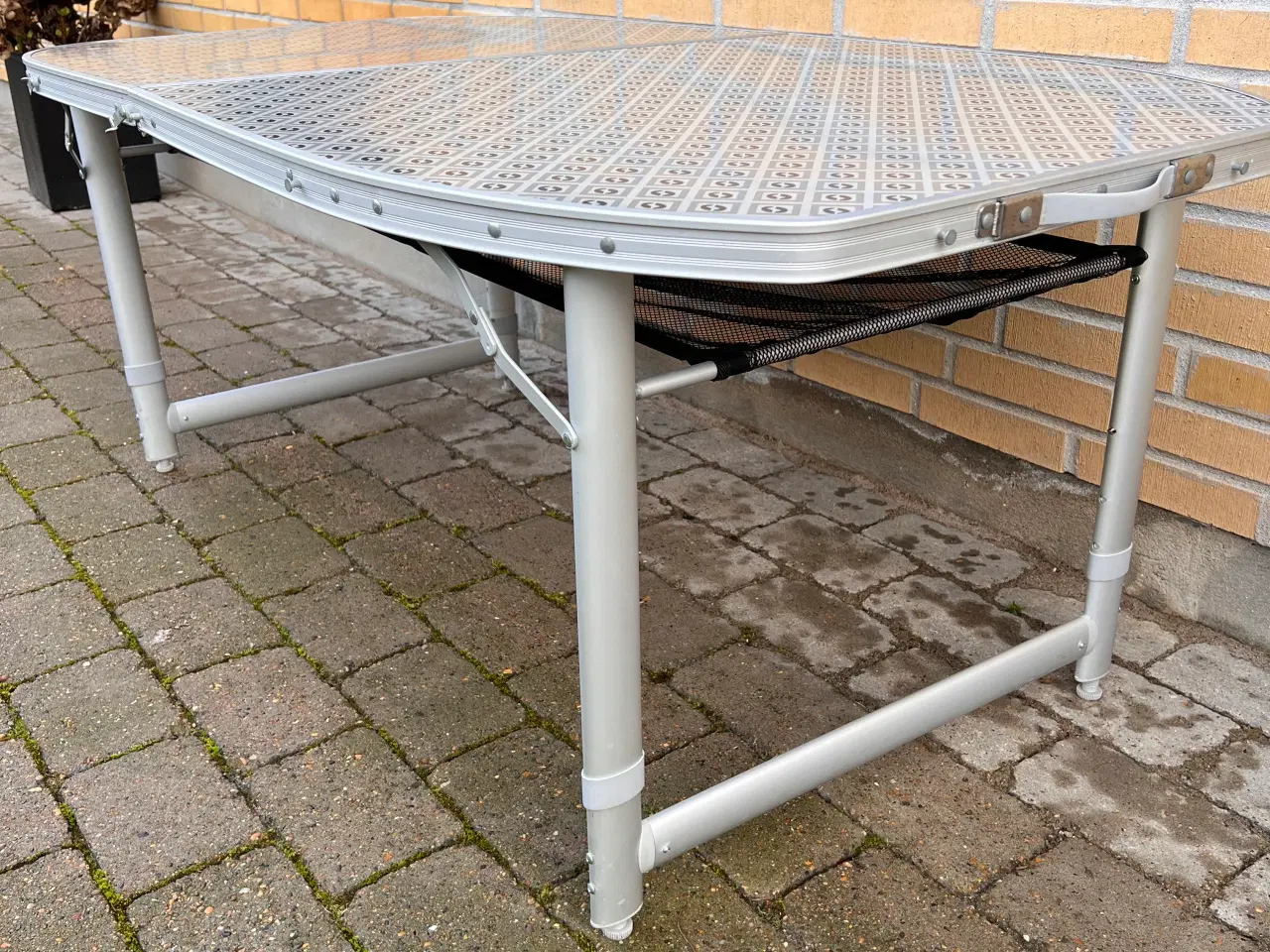 Billede 2 - Outwell campingbord - sammenklappelig 