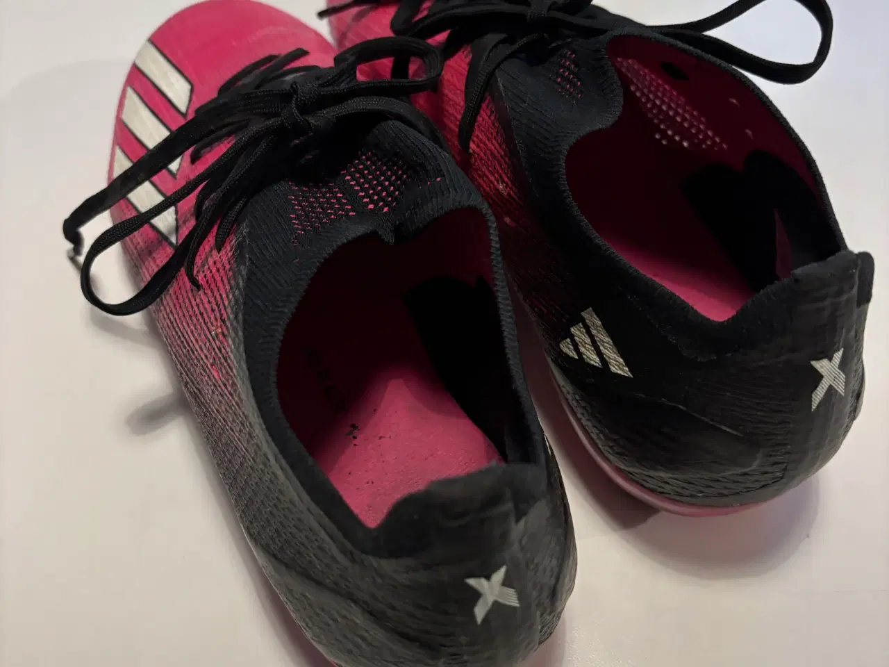 Billede 2 - Velholdte Adidas fodboldstøvler sælges