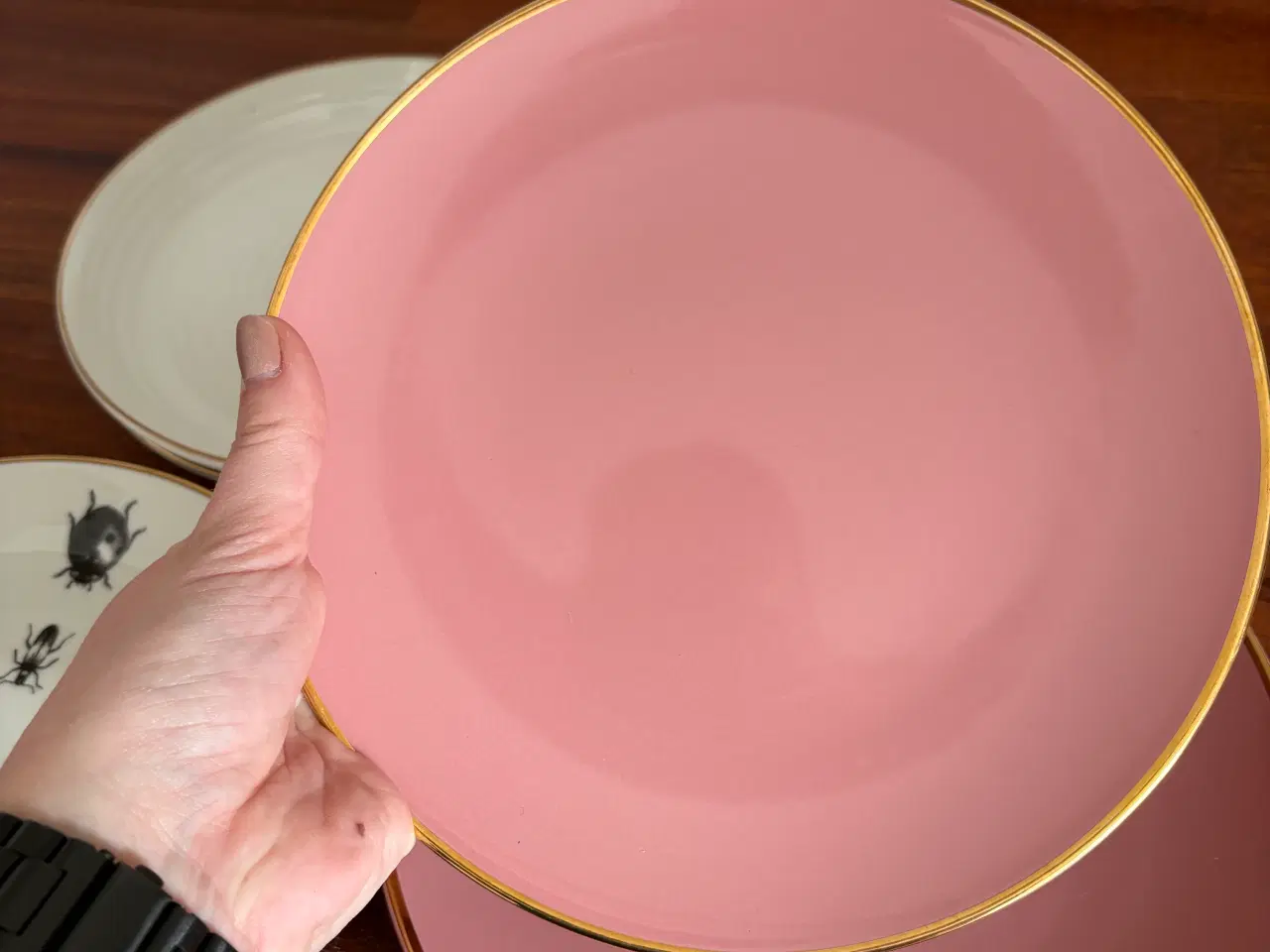 Billede 4 - Tallerkner fra H&M med guldkant