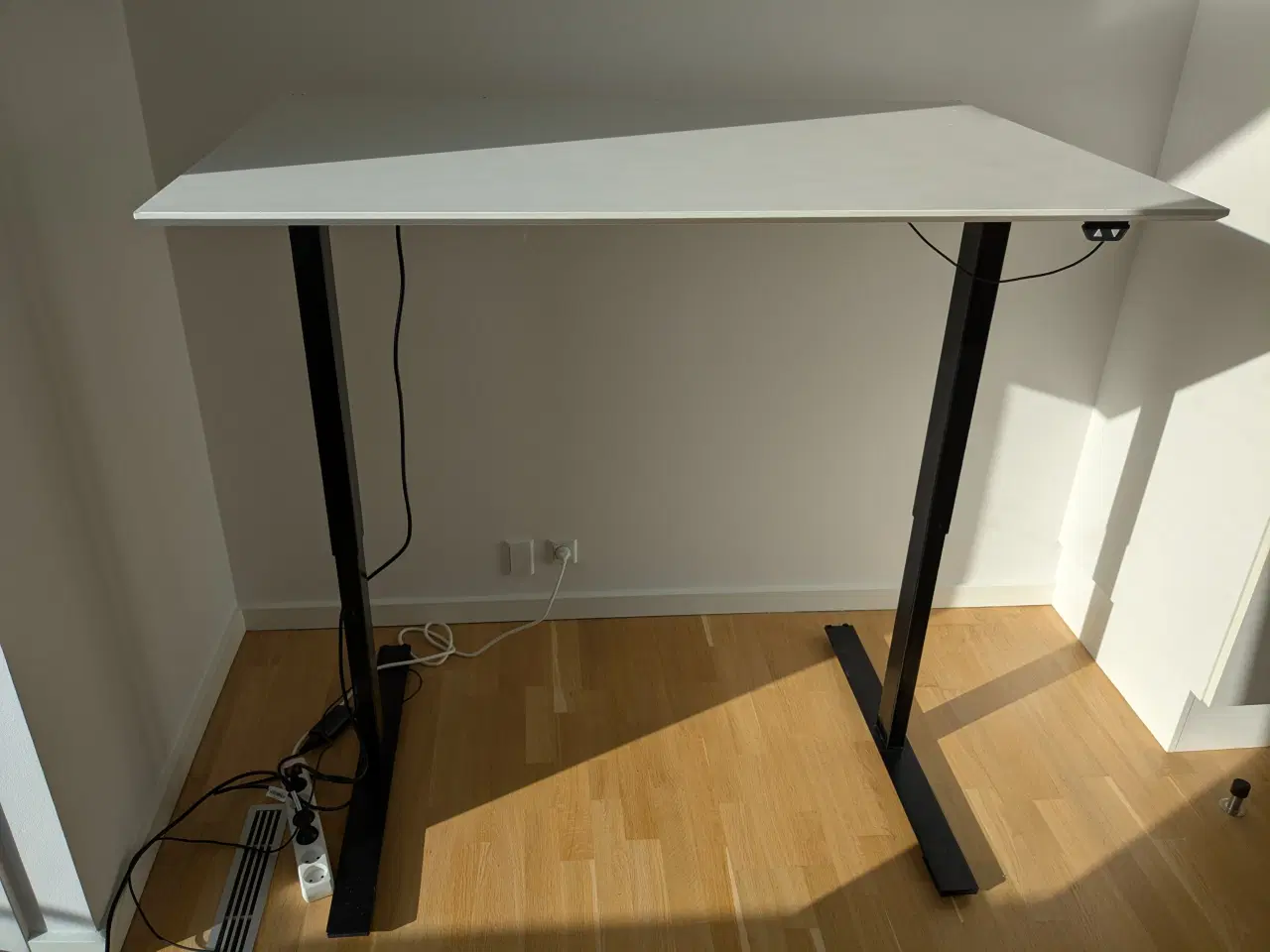 Billede 5 - dencon hæve-sænkebord skrivebord 120x80 cm