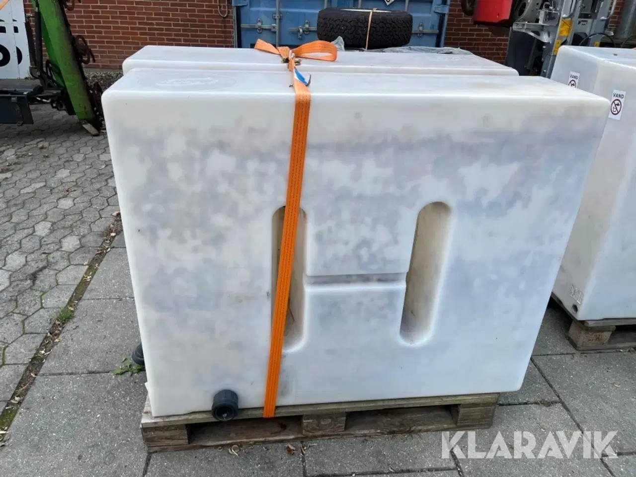 Billede 6 - Vandtanke Wydale 400 liter - 4 styk