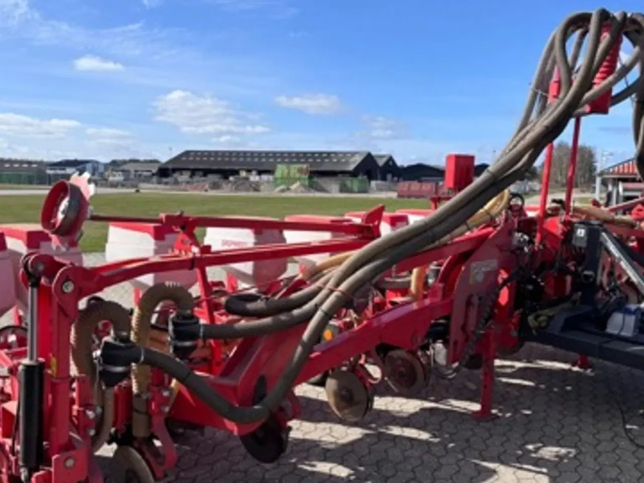 Billede 6 - Maschio Gaspardo MANTA ISOTRONIC 12-75 XL inkl. Fabriksny fronttank